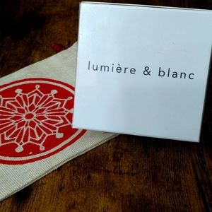 Lumiere & Blanc Premium Green Tea Clay Mask